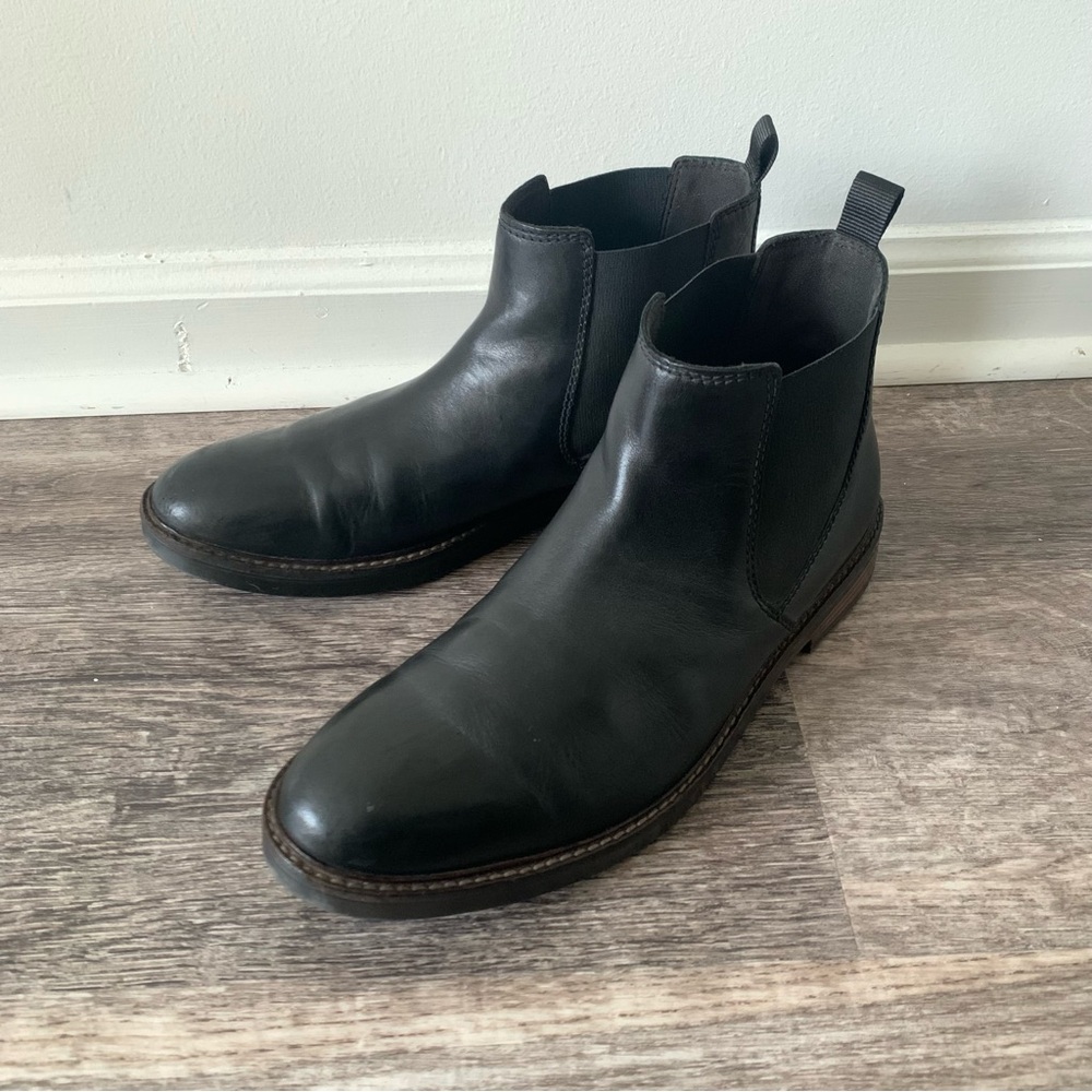 Black Leather Chelsea Boots